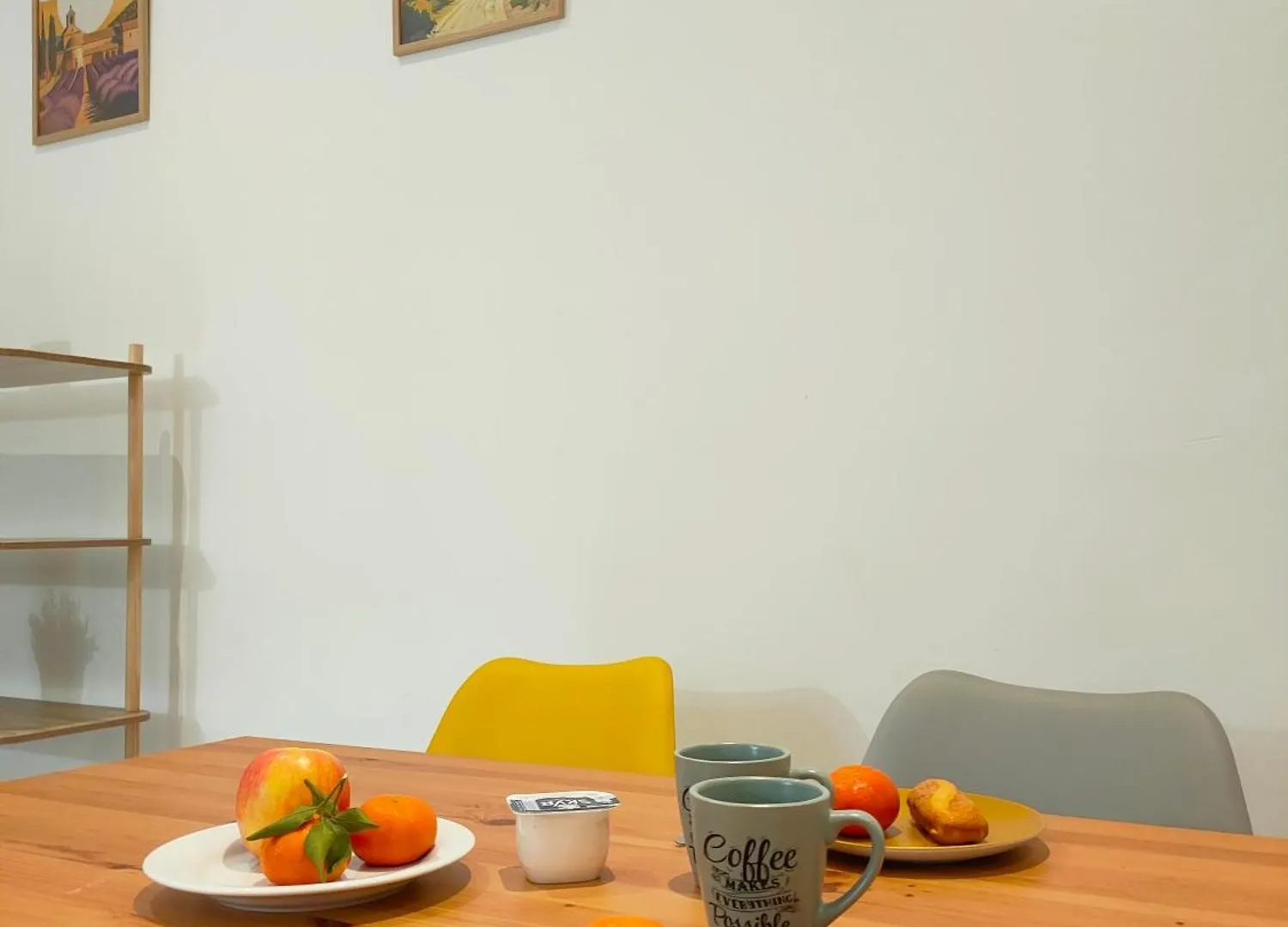 Joli Appartement Urbain Cavaillon 0*,  France
