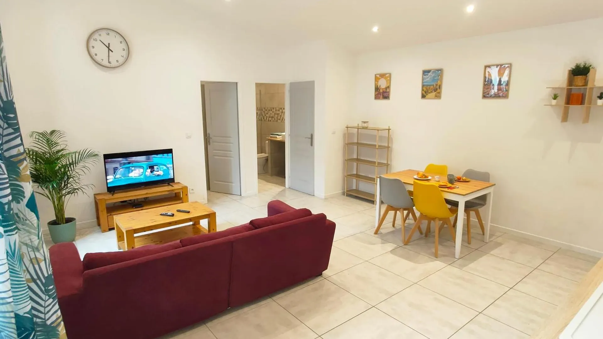 Joli Appartement Urbain Cavaillon 0*,